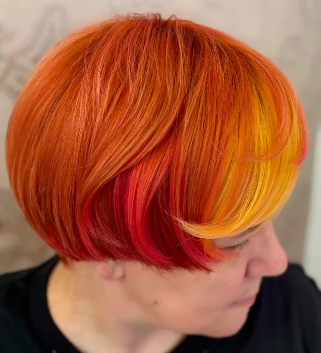 Lass Farbe in dein Leben! LOVE #chromaid #chromaidschwarzkopf #schwarzkopfchromaid @schwarzkopfpro.ch #haircolor #haircolortrends #frenchgirlhair #colourful #colourfulhair #❤ #🧡 #💛 #🩷